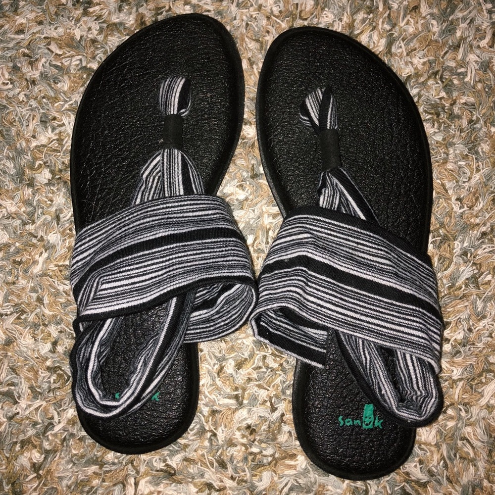 Sanuk yoga sling sandals
